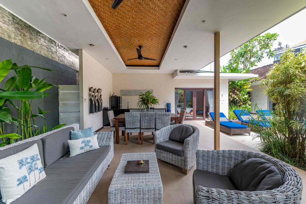 2 bedroom villa in seminyak